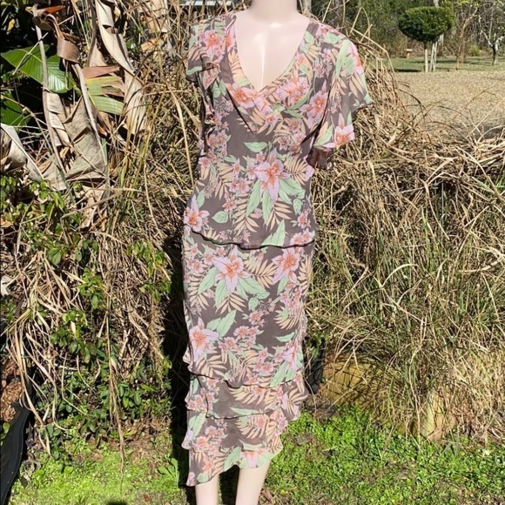 Adrianna Papell 100% SILK beaded‎ tiered skirt set